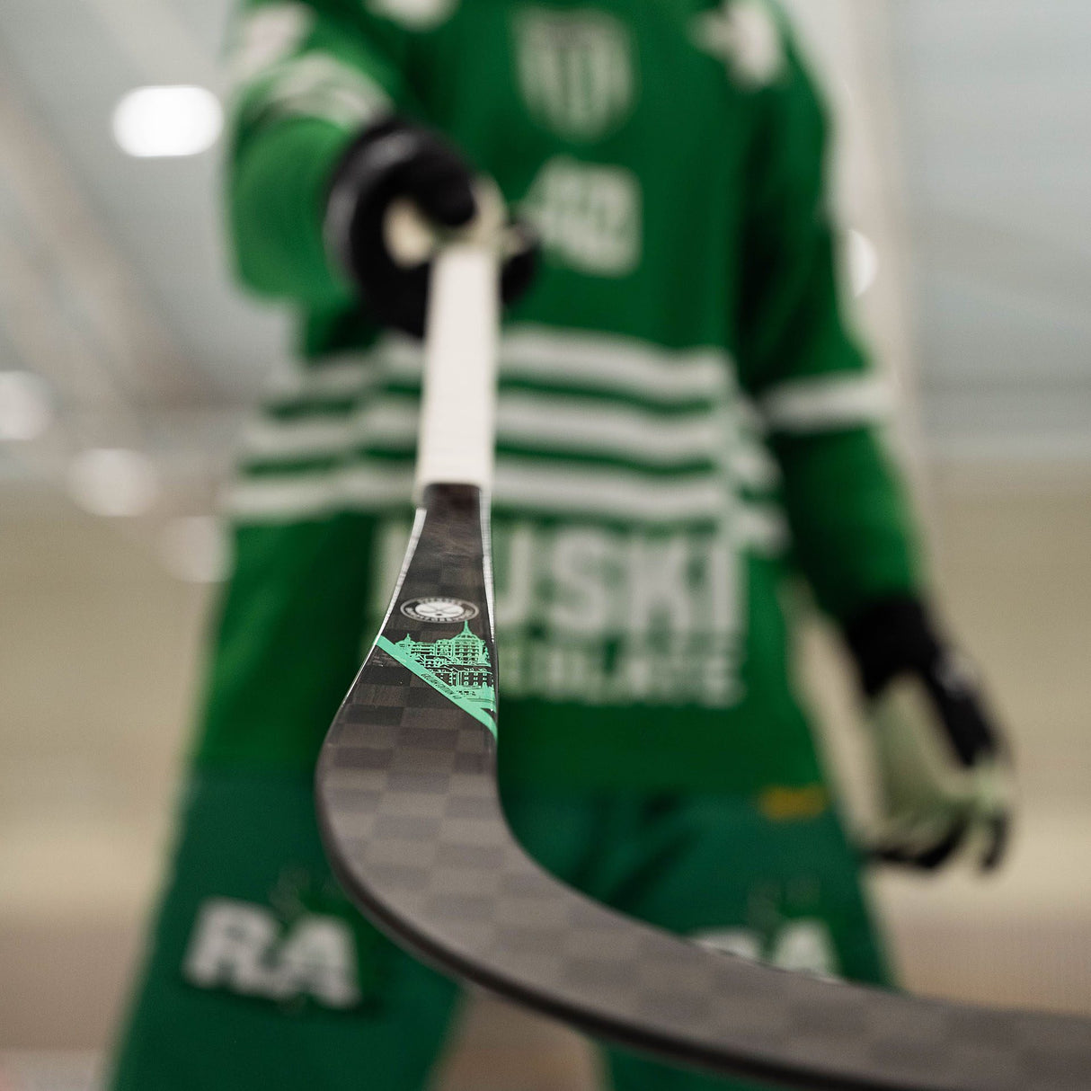 KOSA ARC Gilljam Edition Karbon Bandykølle Hook 3 333G flex 100 - Karbon